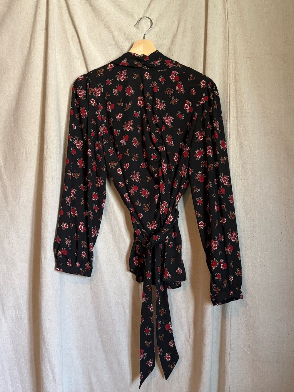 Lovely Floral Tie Front or Back Blouse - Black with Red Floral